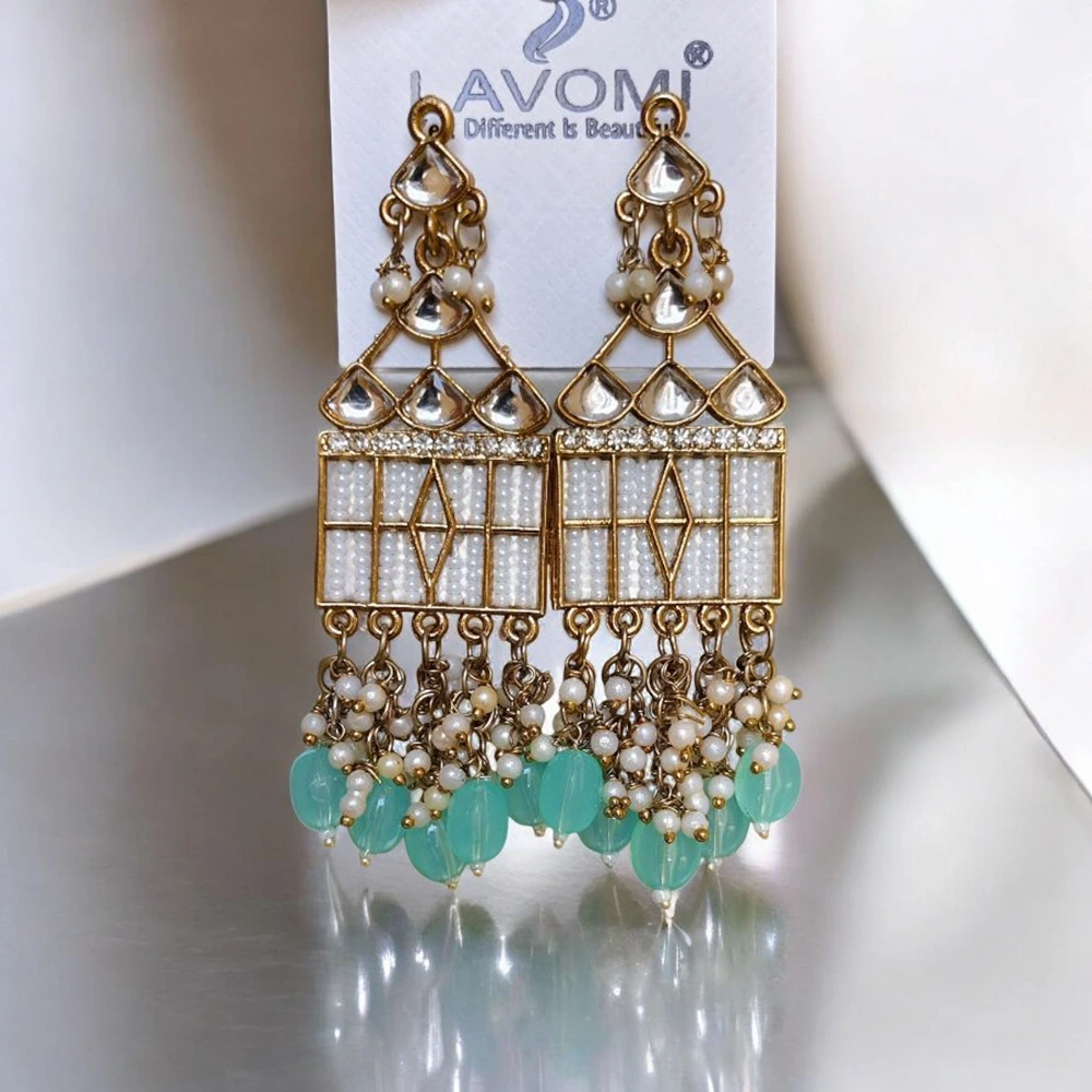 Anti-Tarnish Korean Necklace – A Blend of Elegance & Durability